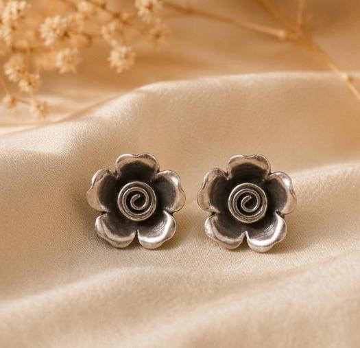 92.5 Silver Swirl Flower Studs