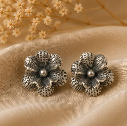 92.5 Silver Mesh Flower Earrings