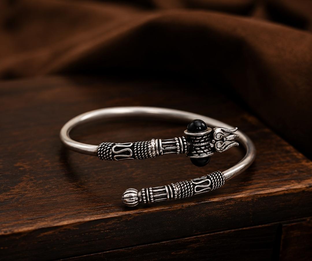 92.5 Sterling Silver Spiritual Unisex Trishul Kada